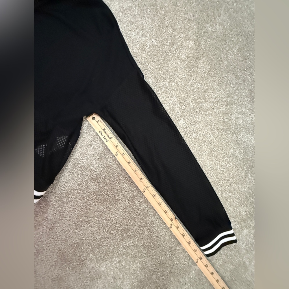 Fabletics x Demi Lovato - Black Mesh Maren Cropped Hoodie Top - size Medium - Picture 7 of 11